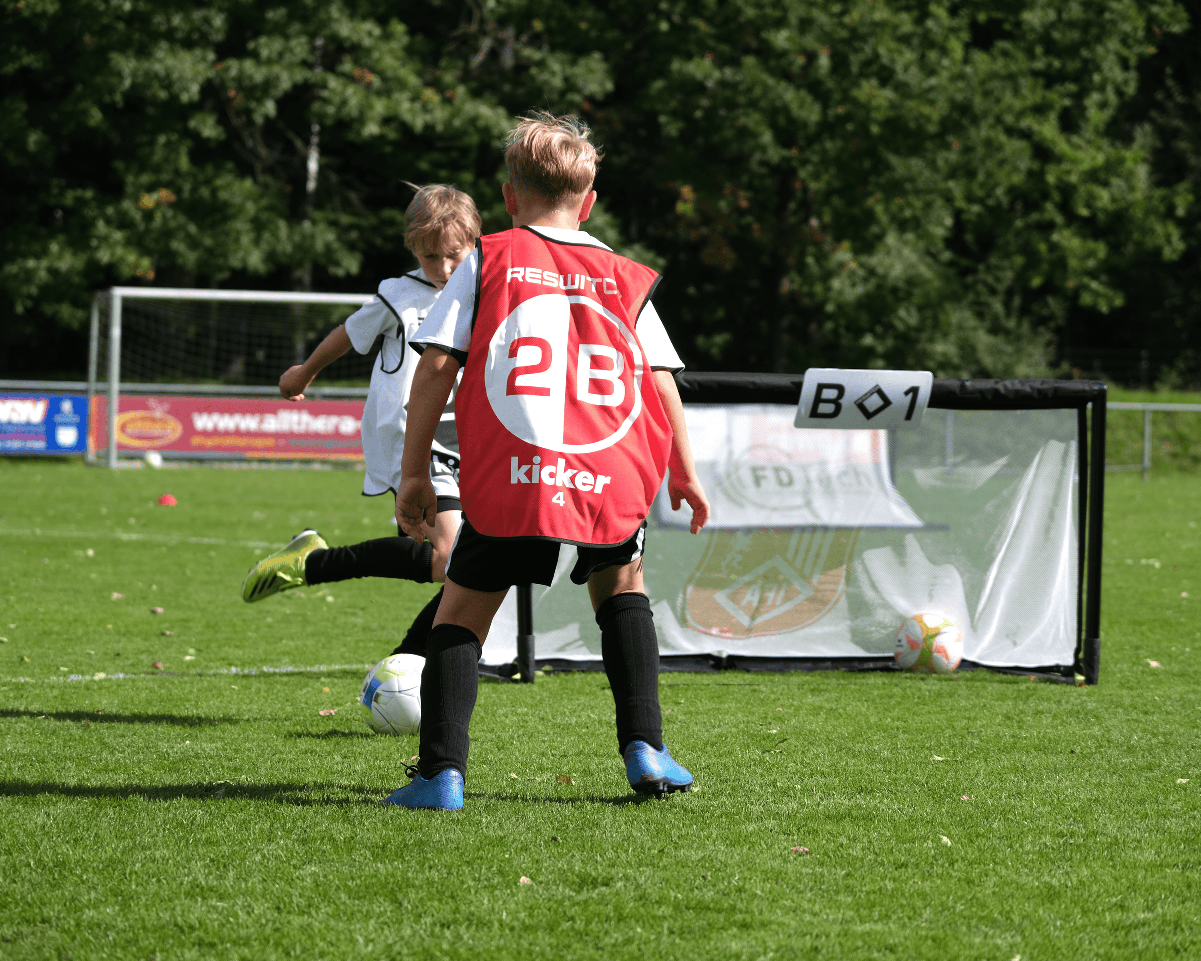 Reswitch Leibchen für kognitives Teamtraining